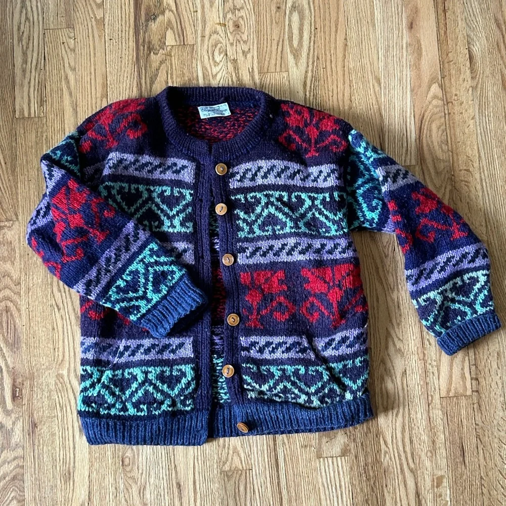 Elegant Passage Vintage Wool Sweater - Picture 2 of 6